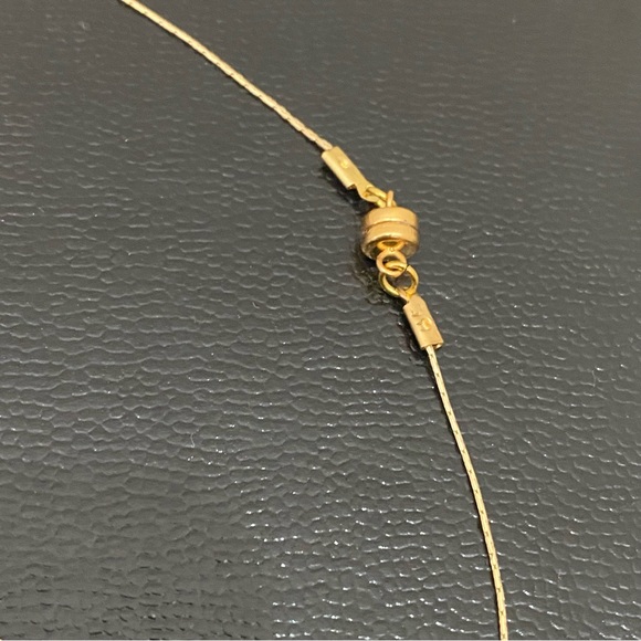 Natural Raw Amethyst Pendant Magnetic Clasp Gold-tone Skinny Chain Necklace - Picture 15 of 15